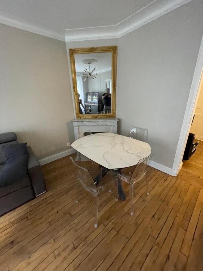 Appartement Montmartre Sacre Coeur à Paris Extérieur photo